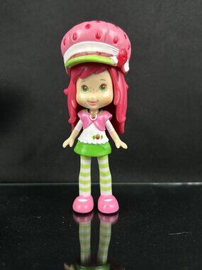 Hasbro Strawberry Shortcake Figure 3” Scented Toy 2008